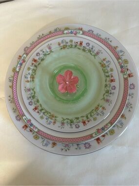 Glass Garden Flower Art Pink & Green